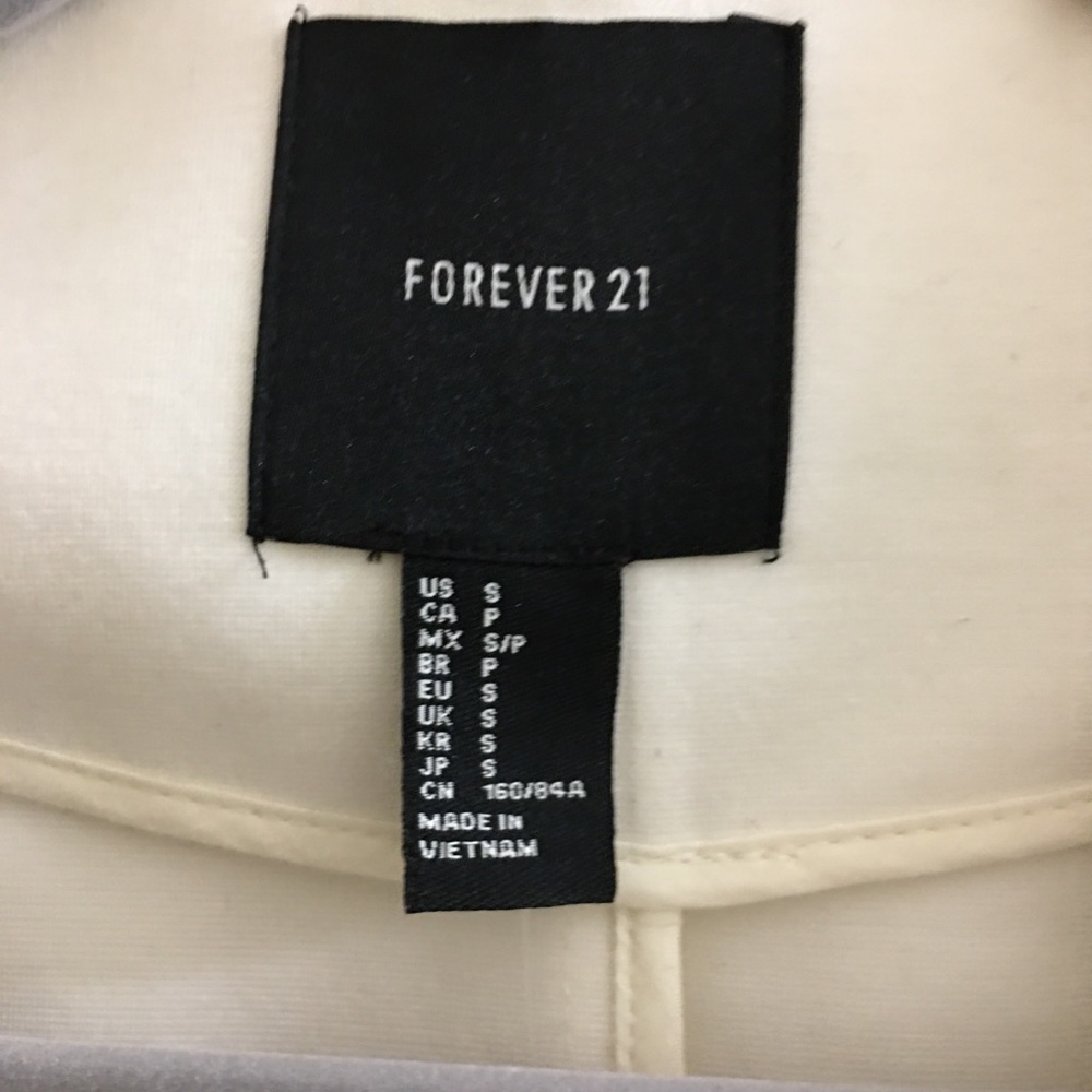 Blazer - Picture 2 of 3